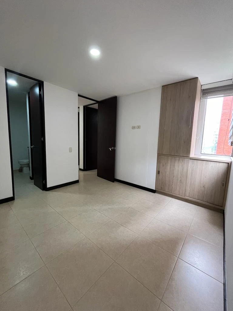 apartamento en arriendo sector loma del indio