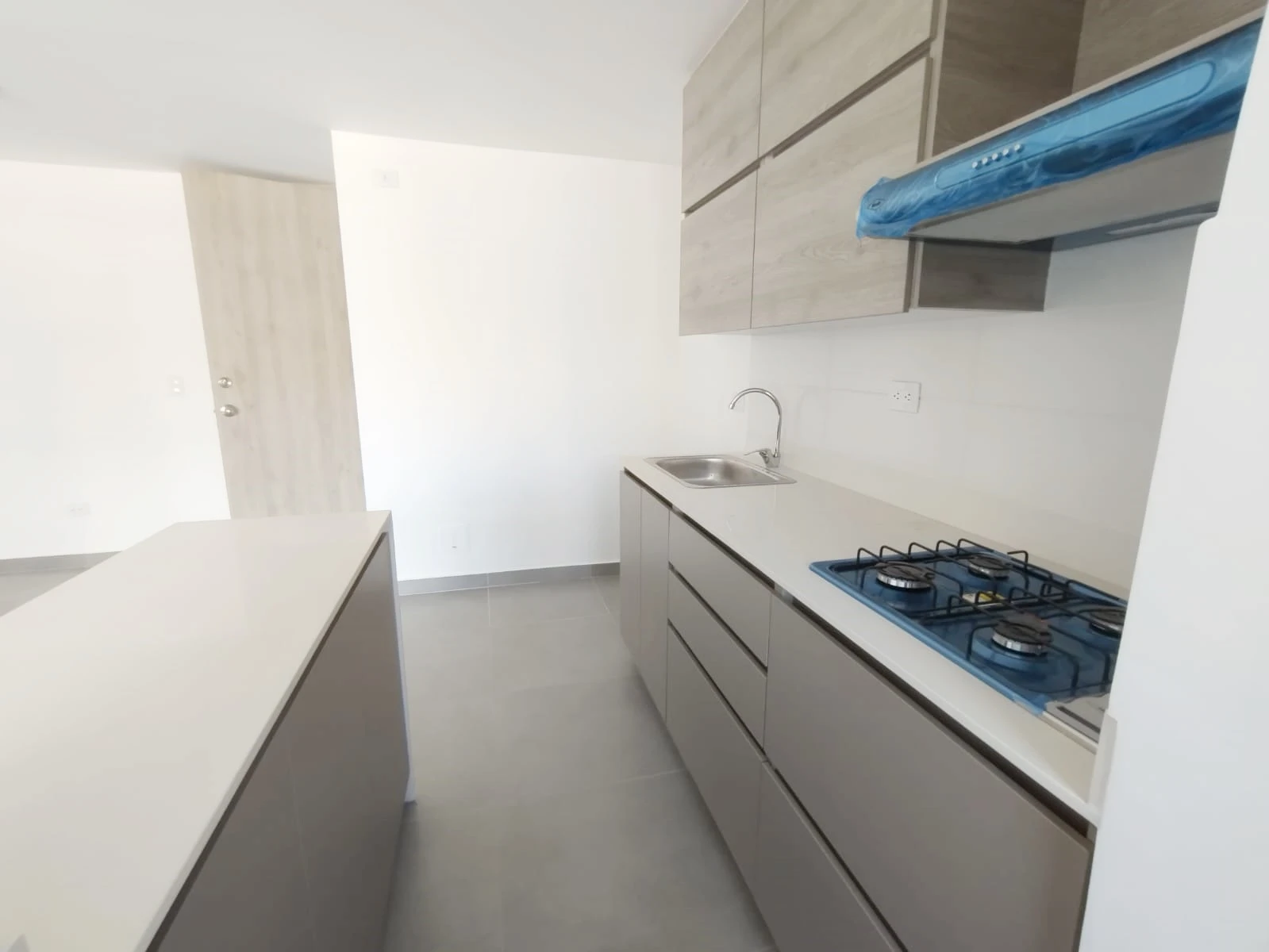 Apartamento en arriendo sector las Lomitas 