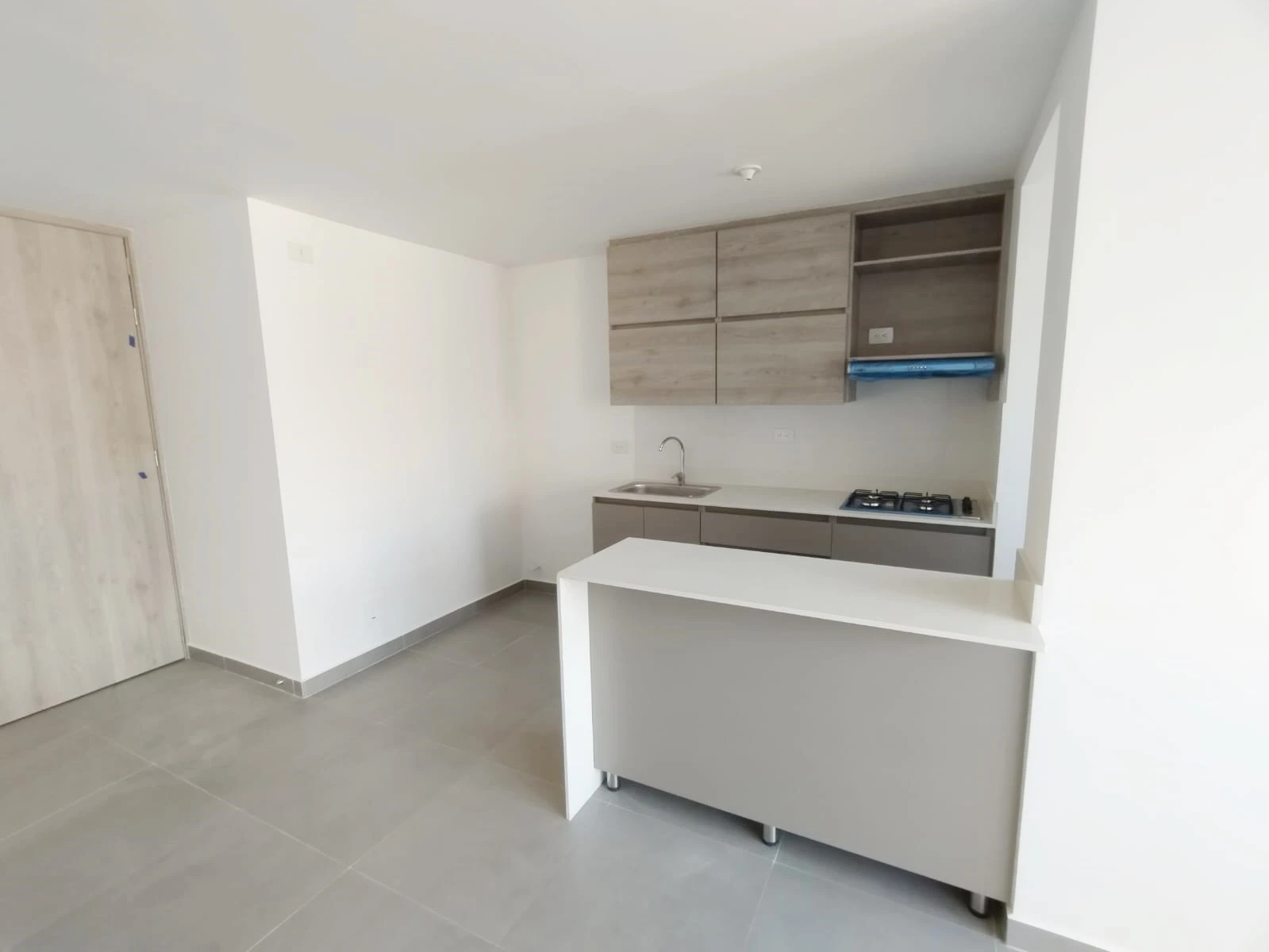 Apartamento en arriendo sector las Lomitas 