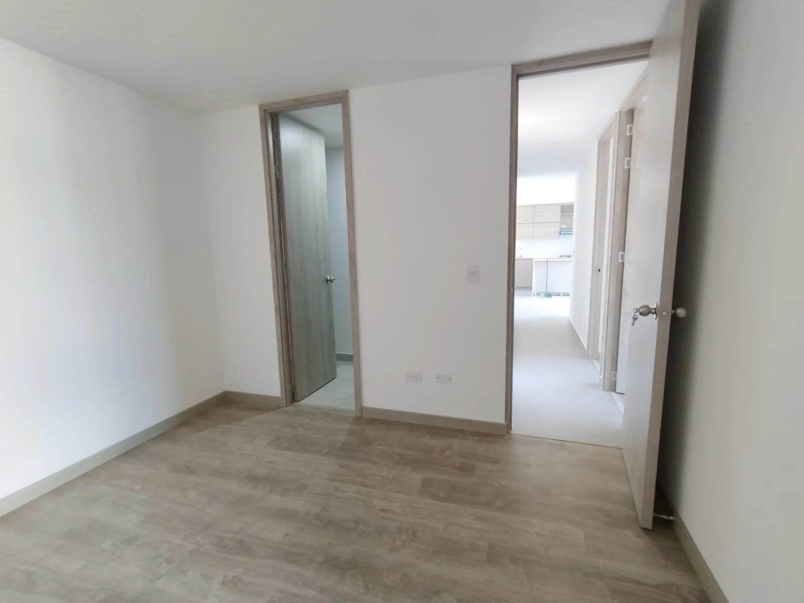 Apartamento en arriendo sector las Lomitas 
