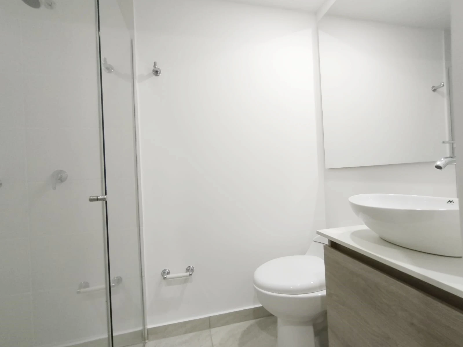 Apartamento en arriendo sector las Lomitas 