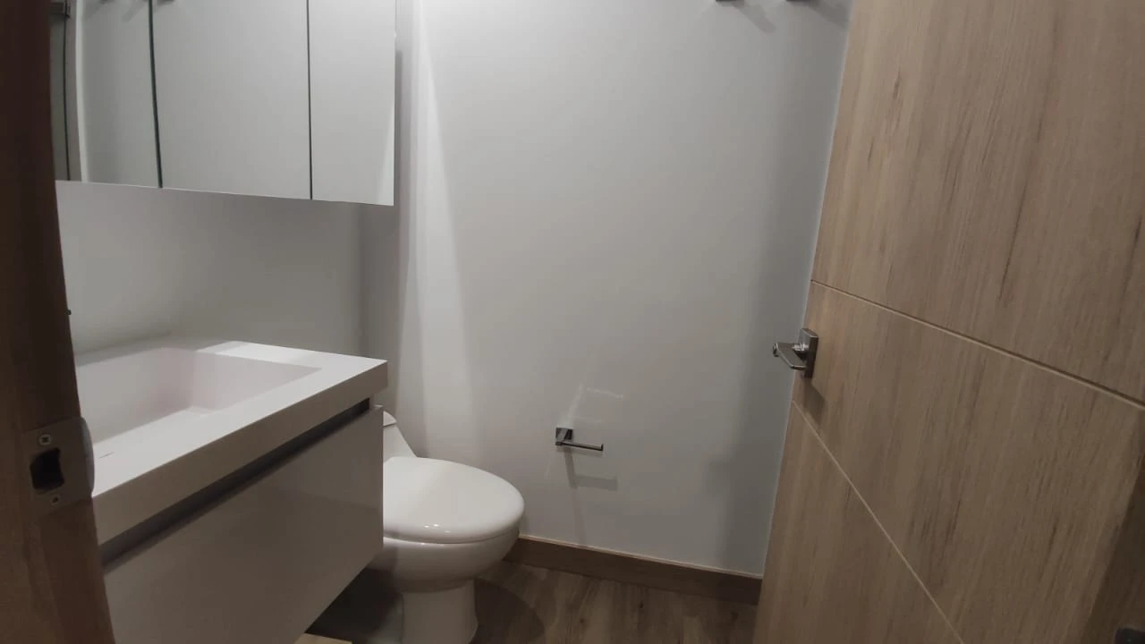 Apartamento en arriendo en Llanogrande- Verdi 