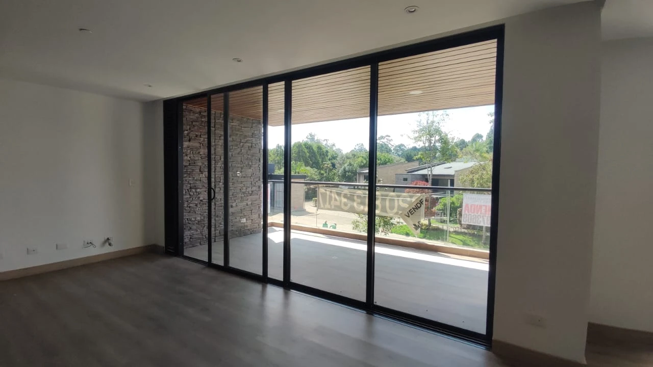 Apartamento en arriendo en Llanogrande- Verdi 