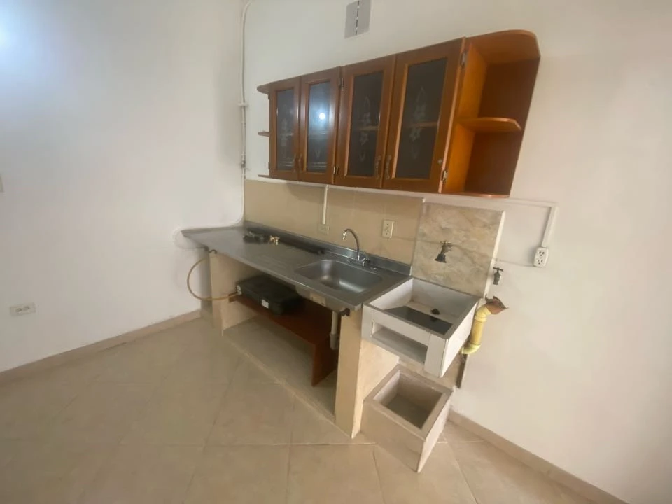 Local en arriendo a 2 cuadras del parque
