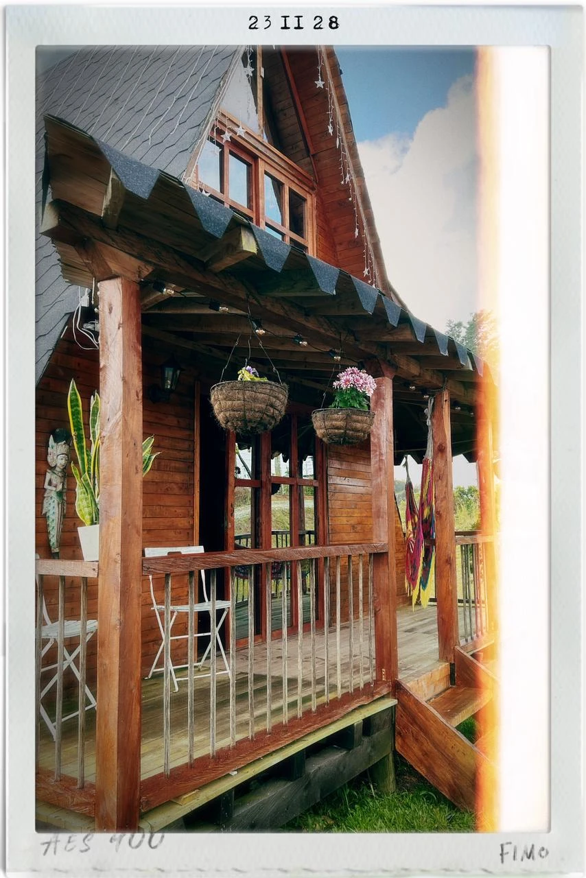 Cabaña en venta en la vía principal de Guatapé- Antioquia. 