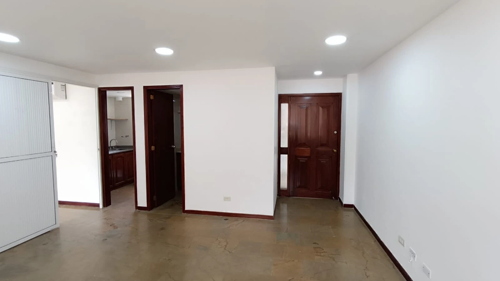 Local en arriendo, las lomas Medellin 
