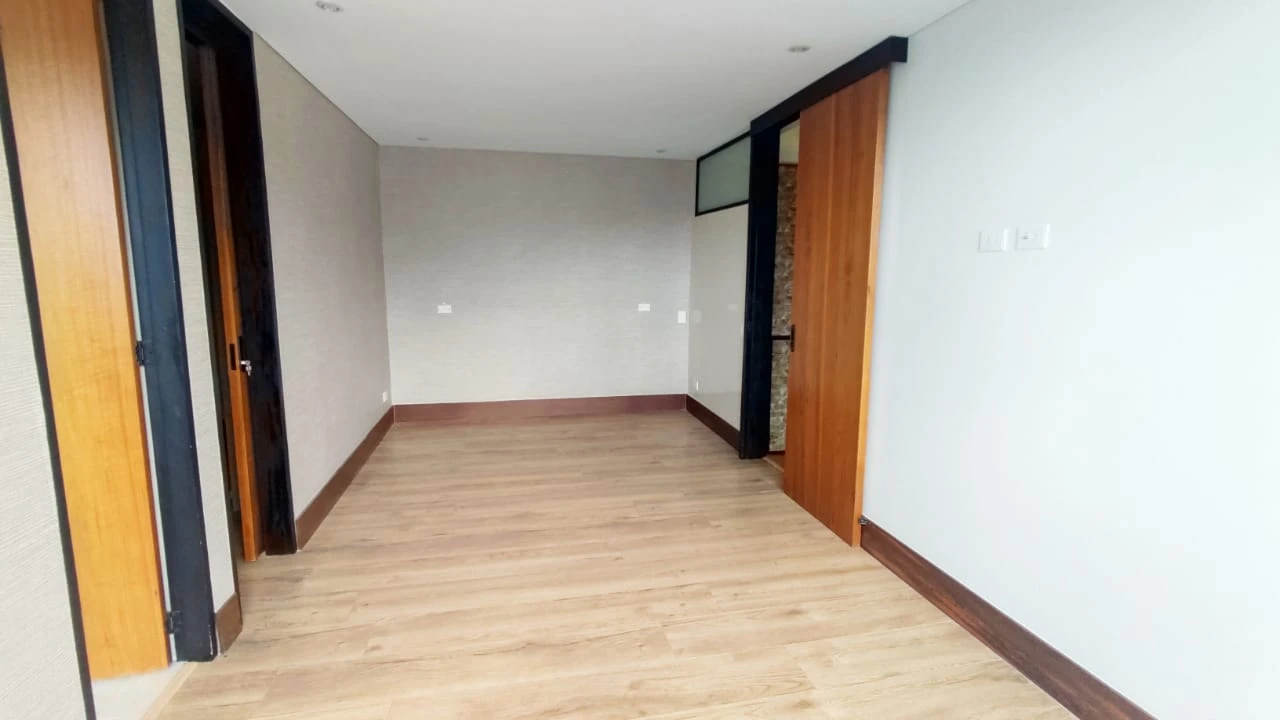 apartamento en arriendo sector superior padre marianito