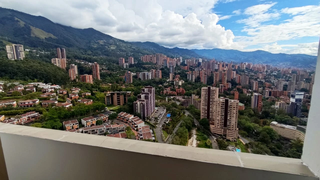 apartamento en arriendo sector superior padre marianito