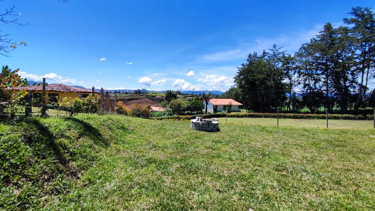 Apartaestudio en arriendo en Marinilla- vía Santuario 