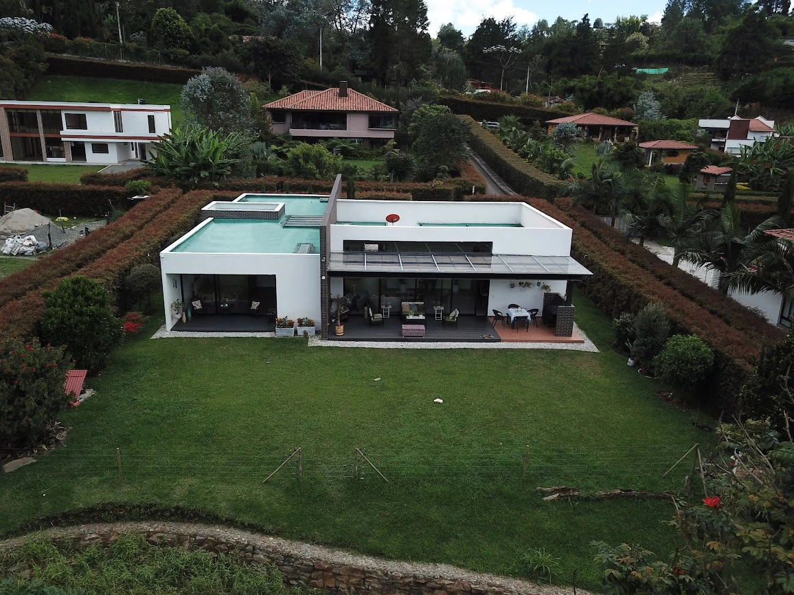 CASA LOTE EN VENTA LA CLARITA - GUARNE 