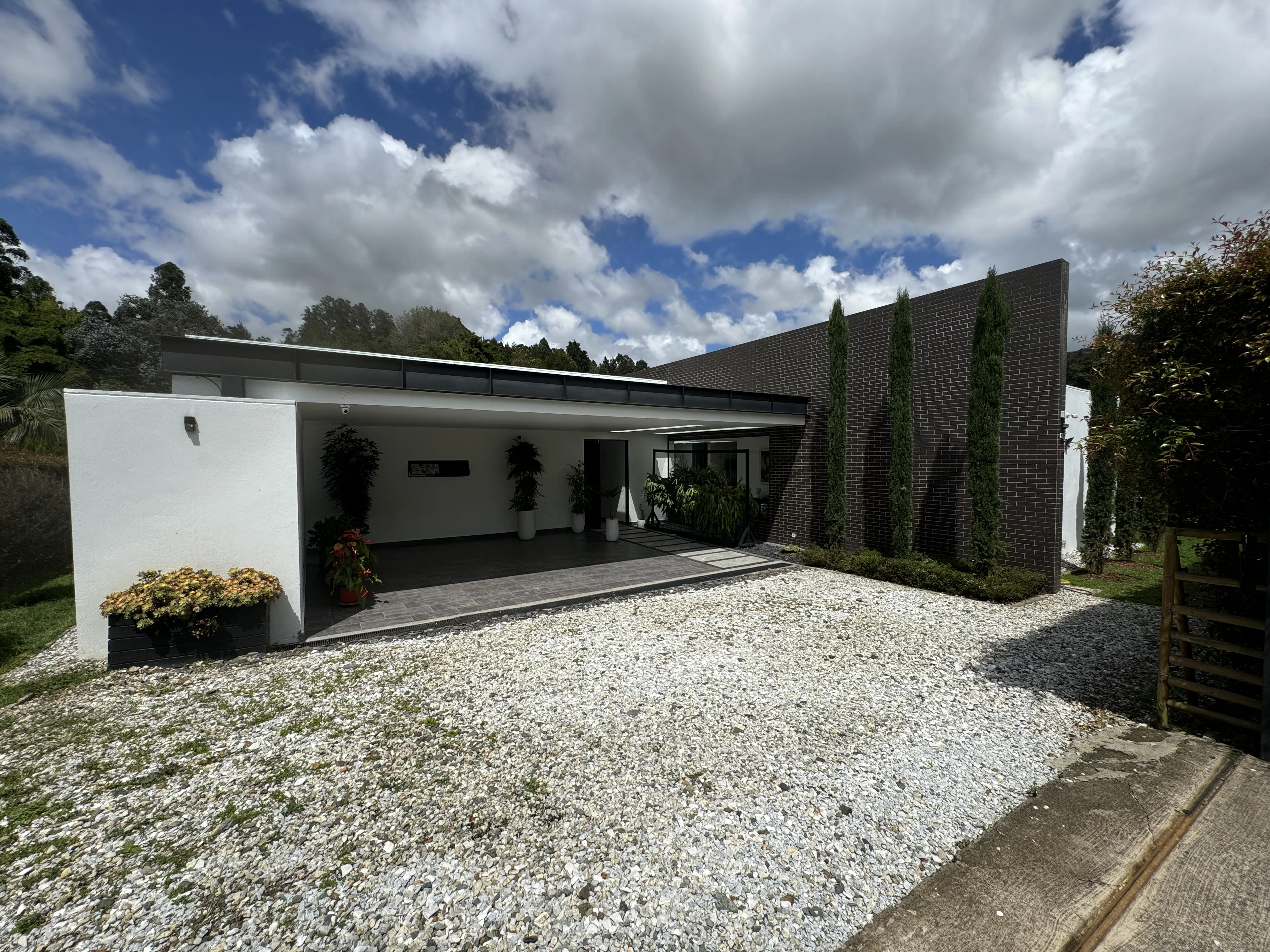 CASA LOTE EN VENTA LA CLARITA - GUARNE 