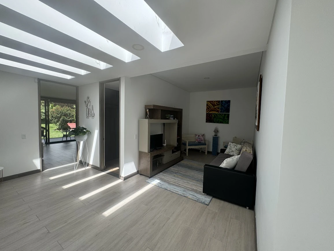 CASA LOTE EN VENTA LA CLARITA - GUARNE 