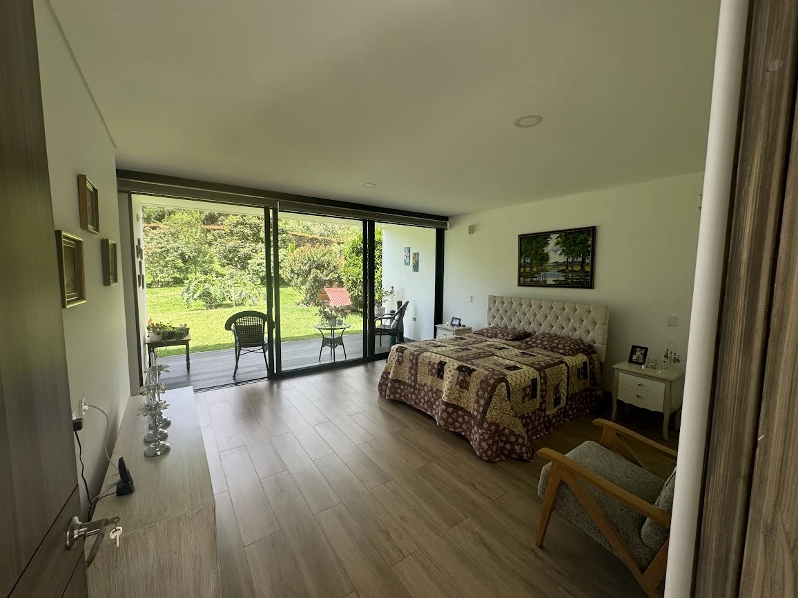 CASA LOTE EN VENTA LA CLARITA - GUARNE 