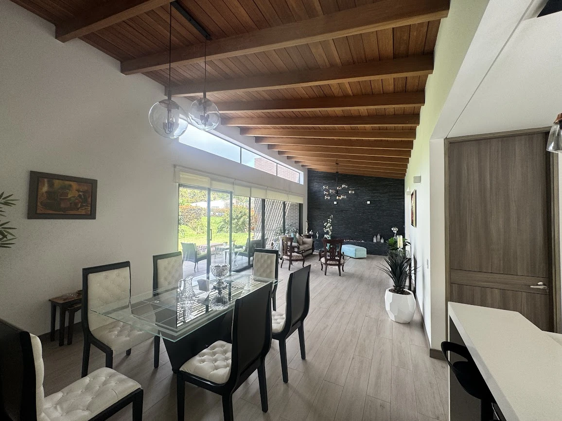 CASA LOTE EN VENTA LA CLARITA - GUARNE 