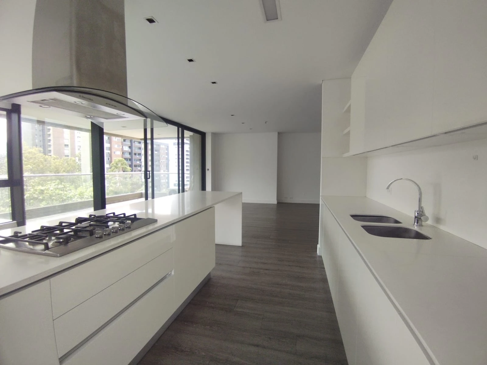 Arriendo Apartamento en el Poblado Sector loa Balsos