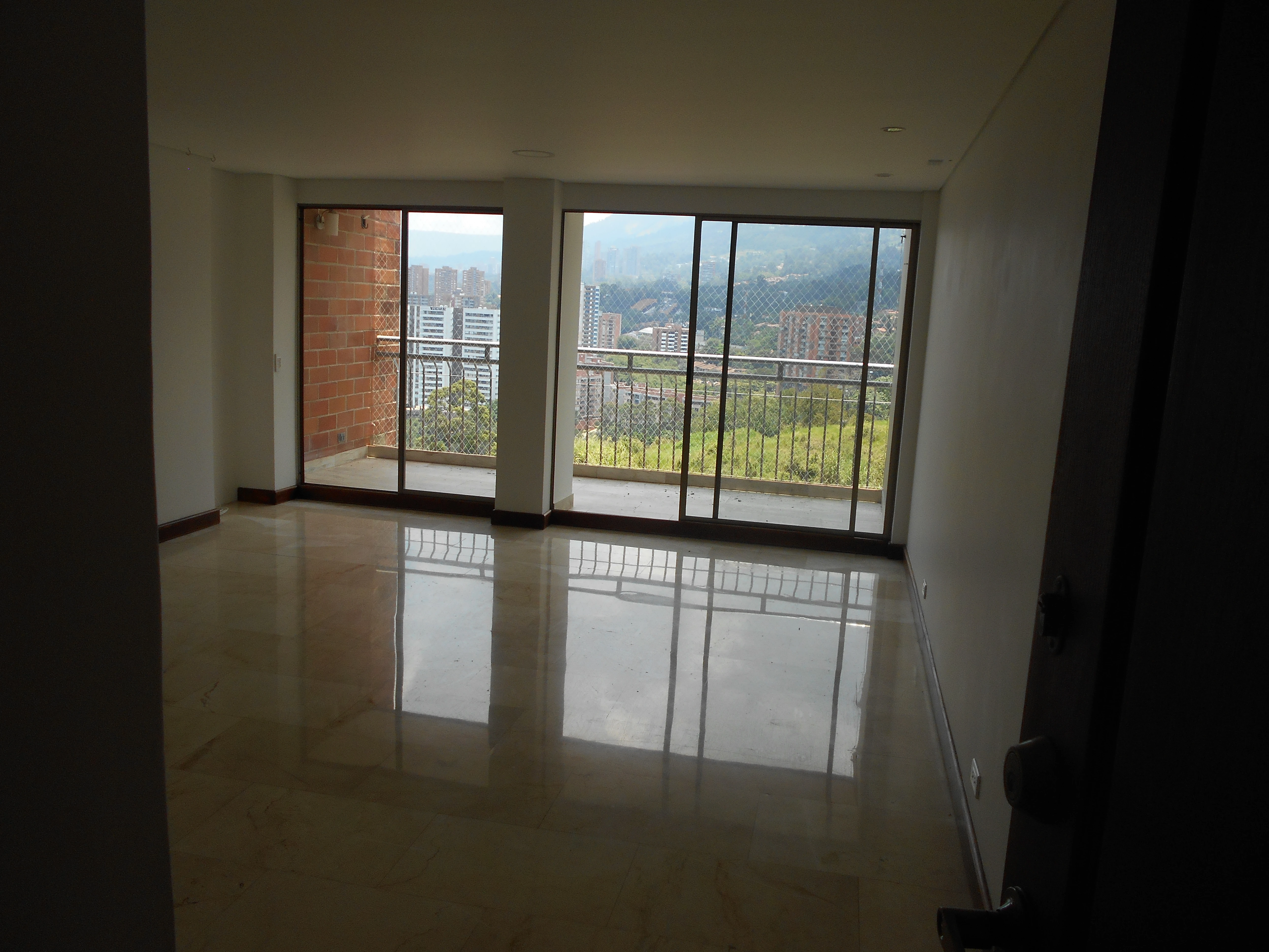 Apartamento en Arriendo sector loma del escobero