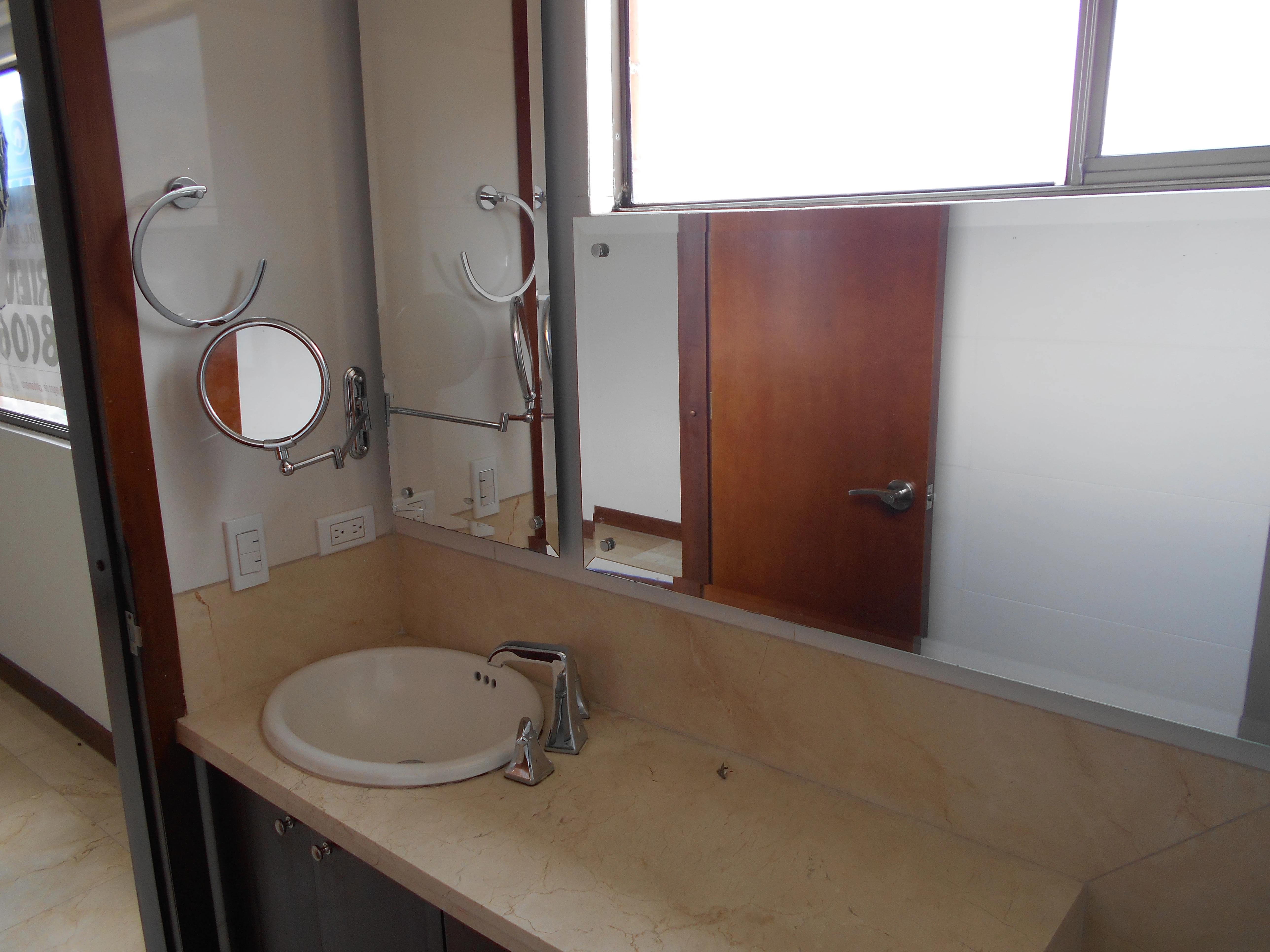 Apartamento en Arriendo sector loma del escobero