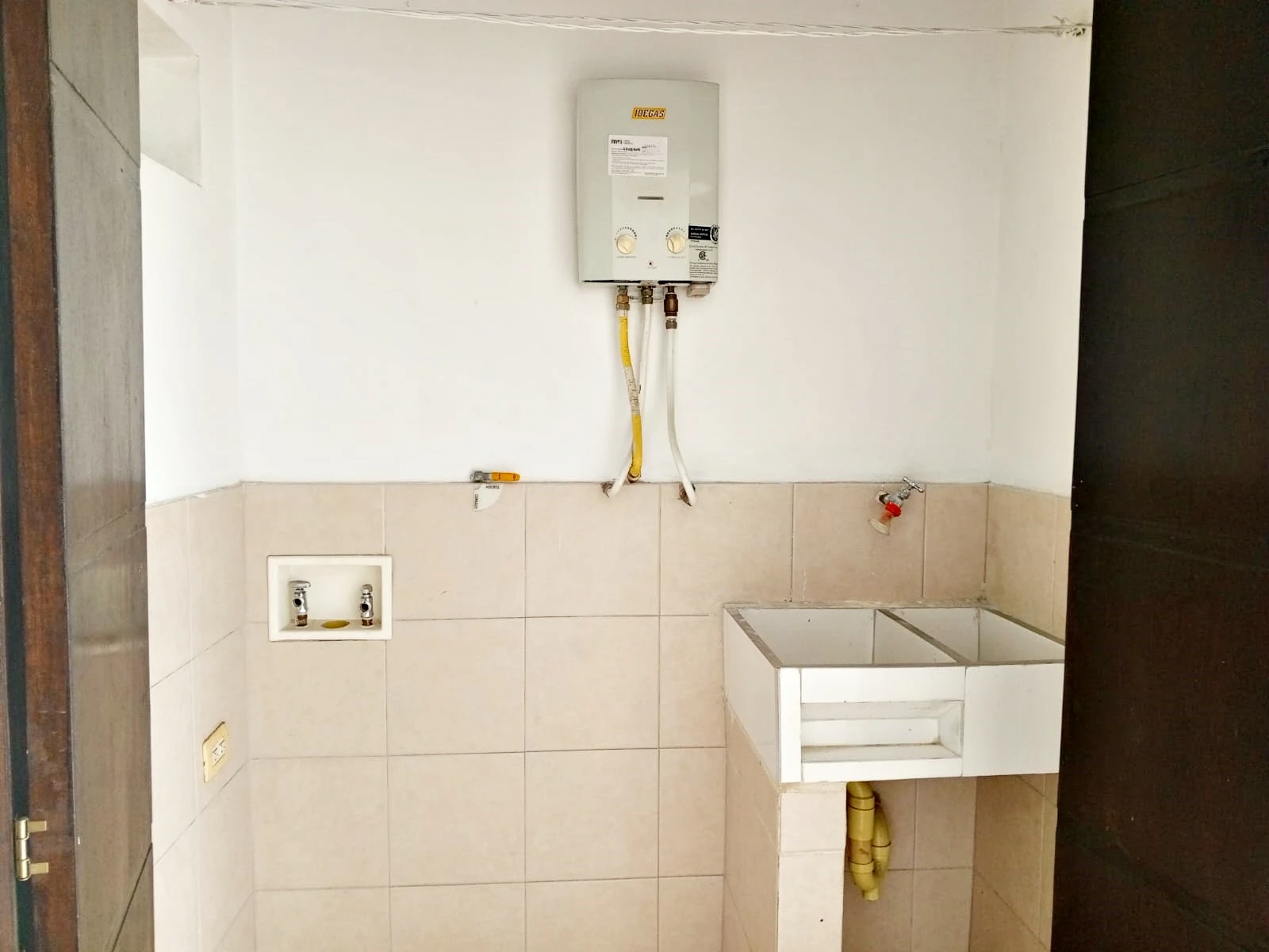 Aparta estudio en arriendo belén la palma 
