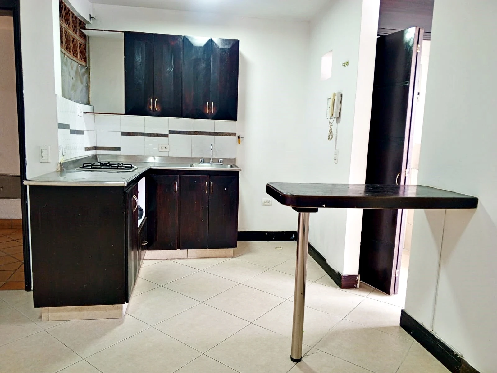 Aparta estudio en arriendo belén la palma 