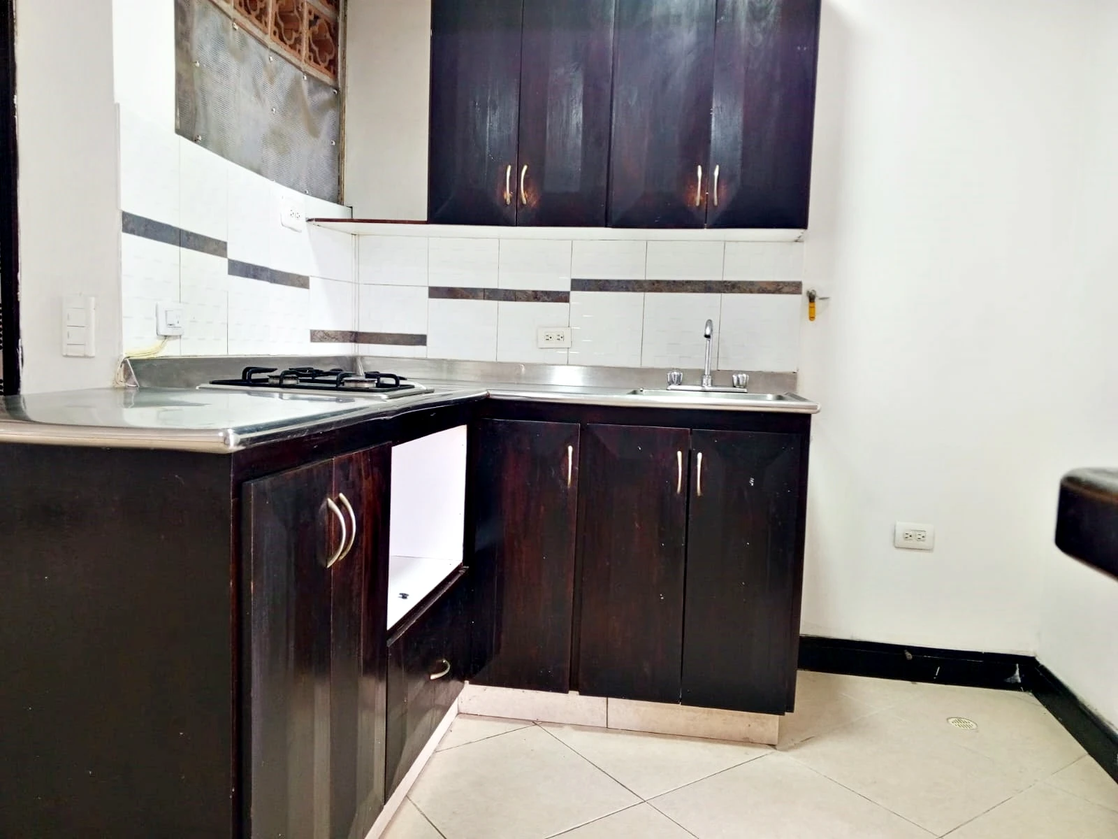 Aparta estudio en arriendo belén la palma 