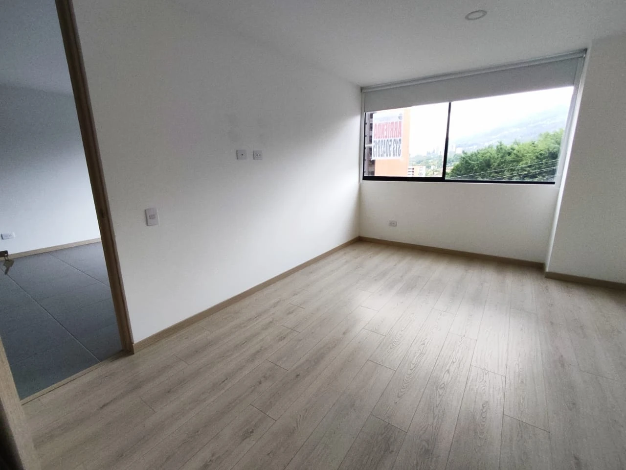 Aparta estudio en arriendo sector loma del escobero
