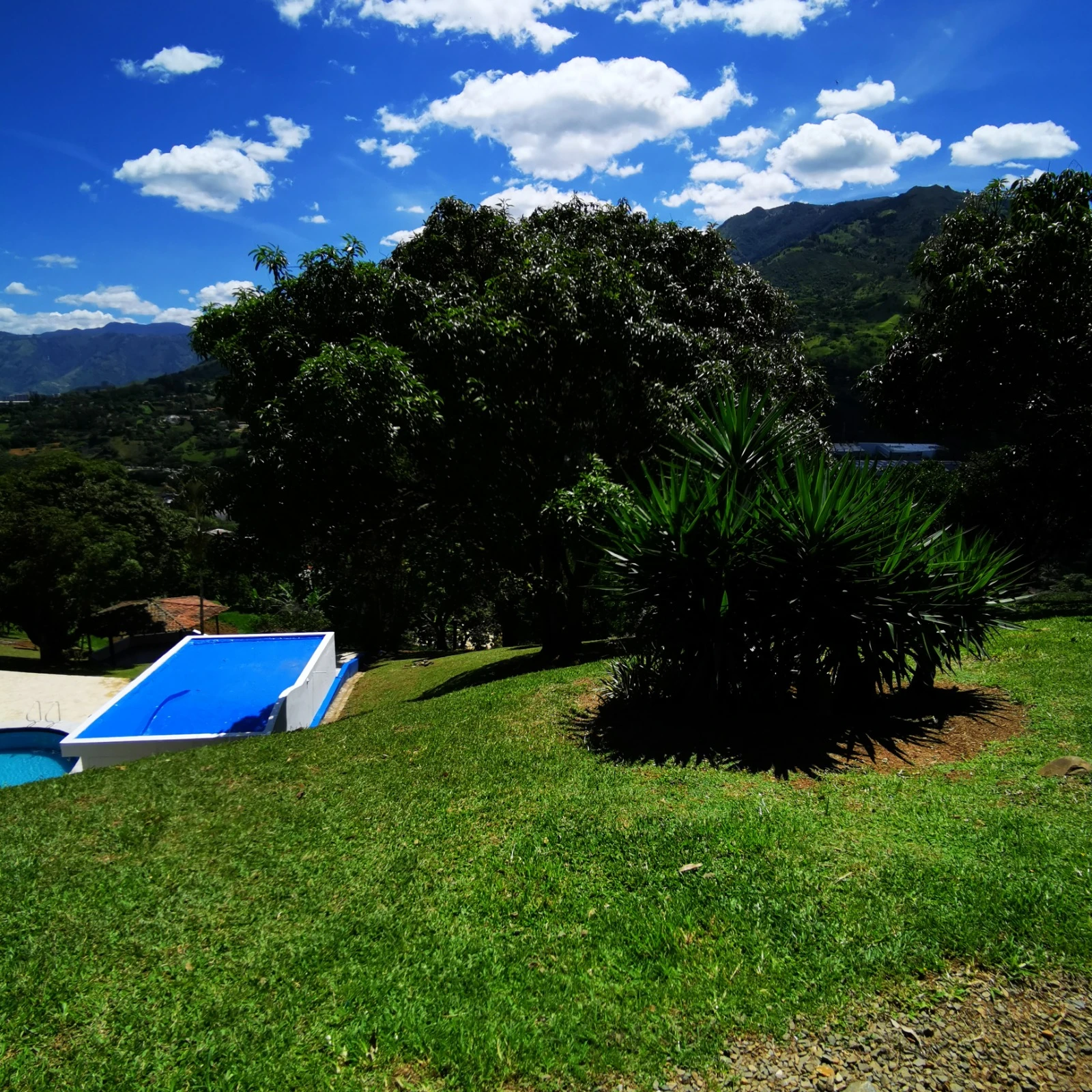 Finca de recreo en Venta vereda alvarado Copacabana