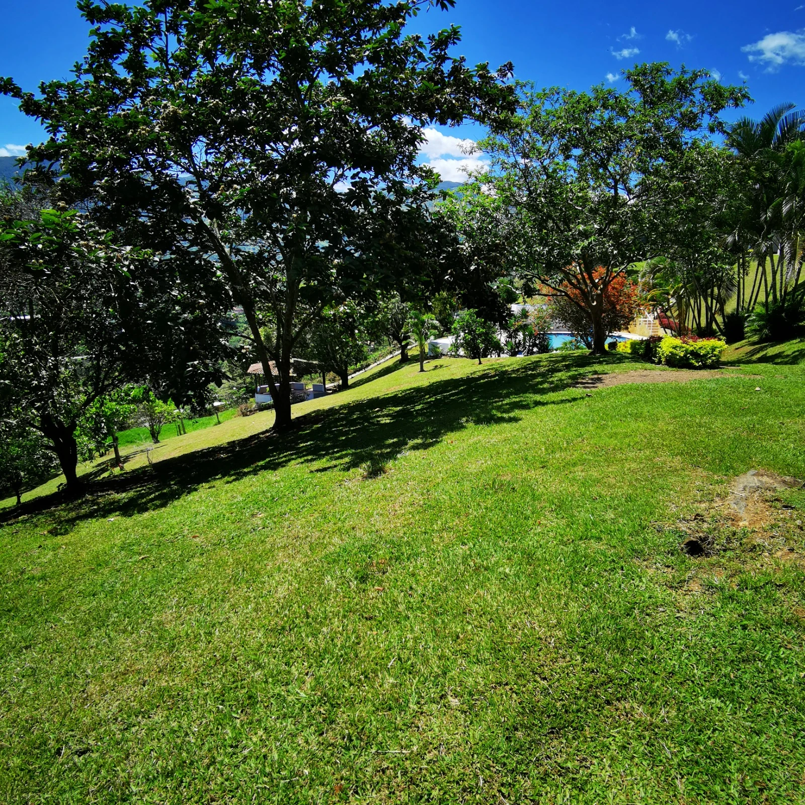 Finca de recreo en Venta vereda alvarado Copacabana