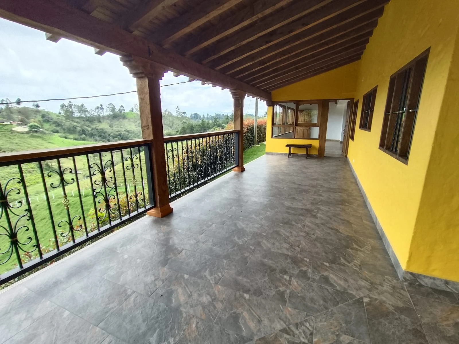 CASA LOTE EN ARRIENDO ALTO VALLEJO, RIONEGRO 
