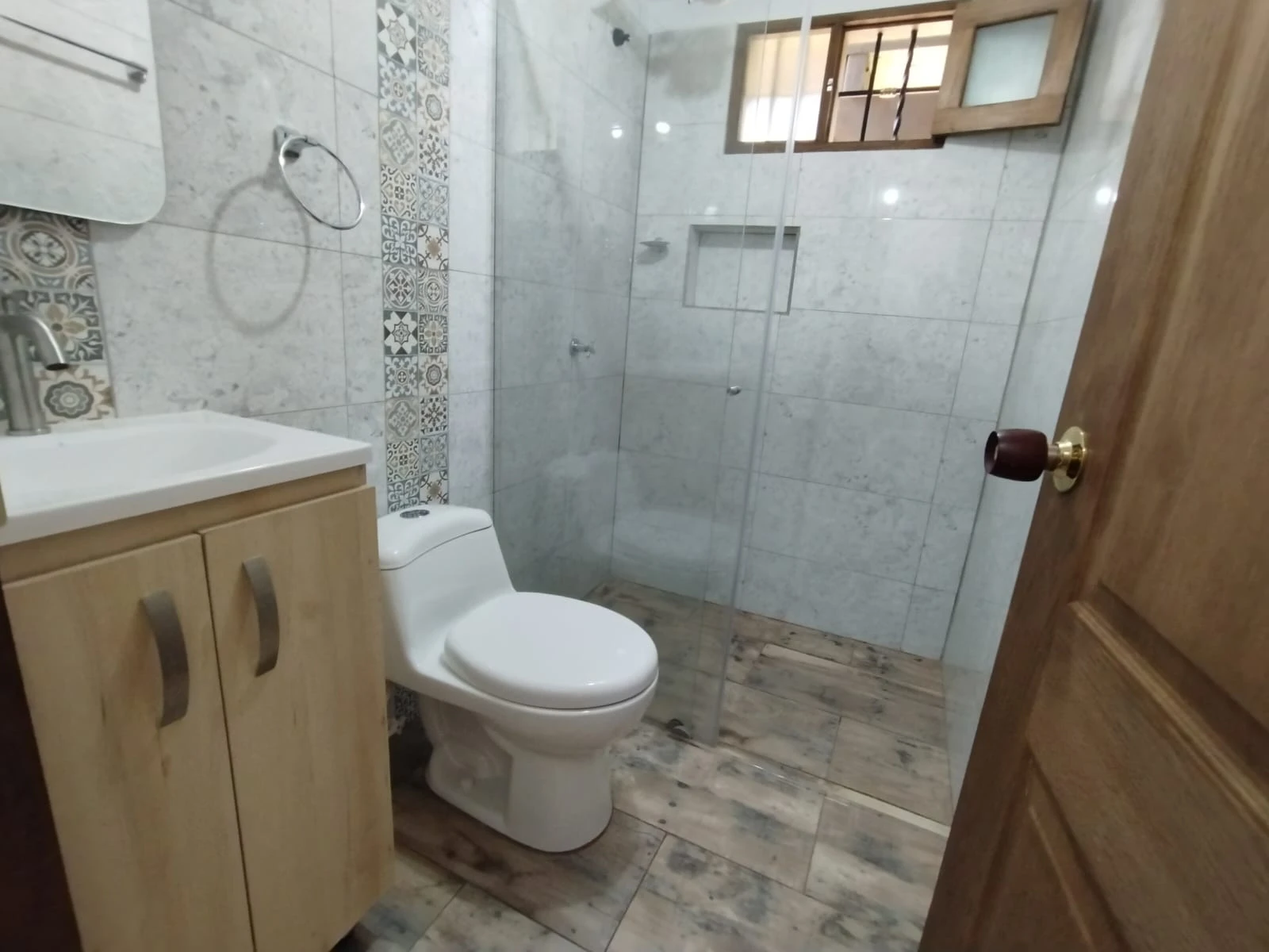 CASA LOTE EN ARRIENDO ALTO VALLEJO, RIONEGRO 