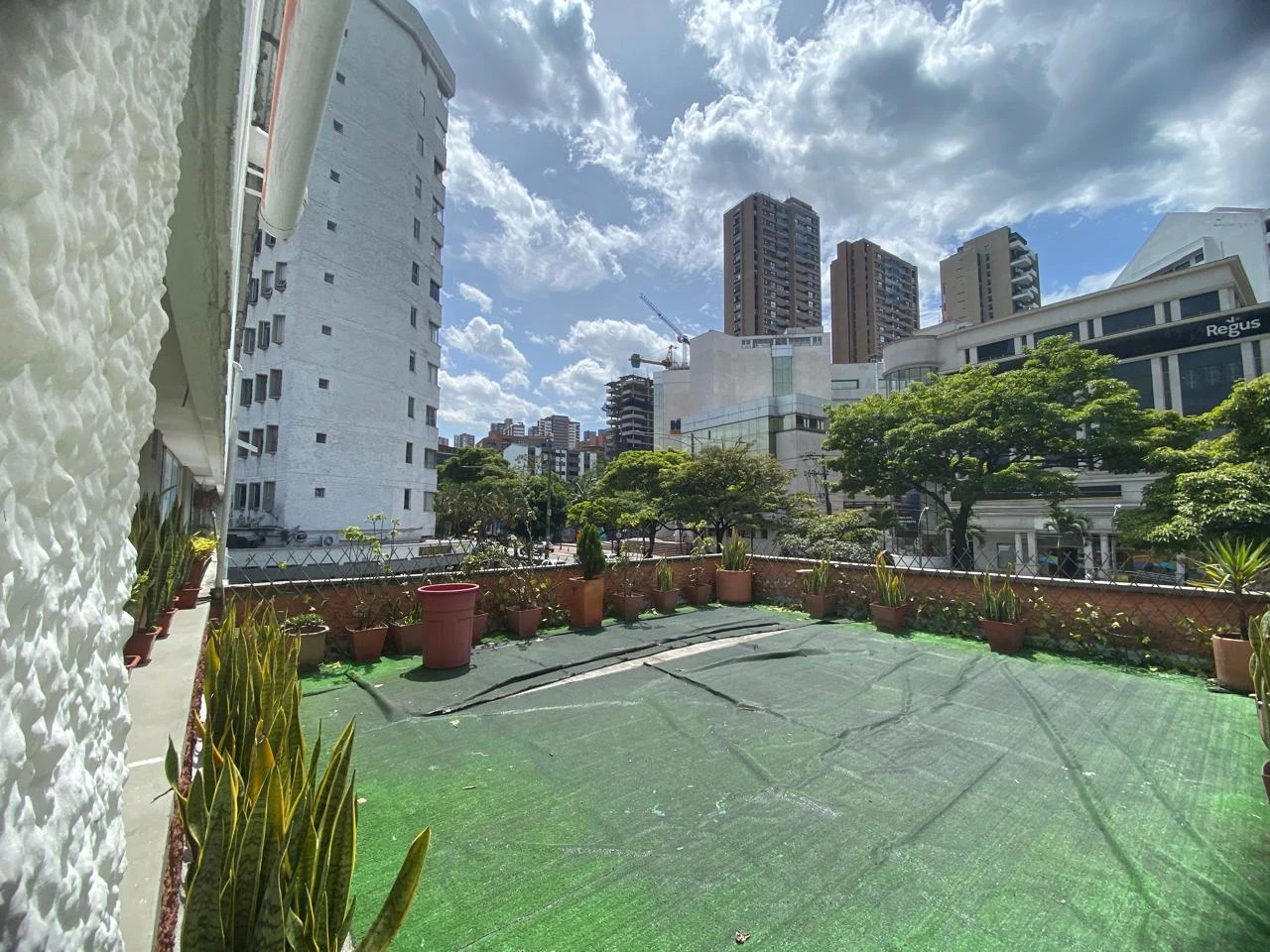 Arriendo Local comercial en el Poblado