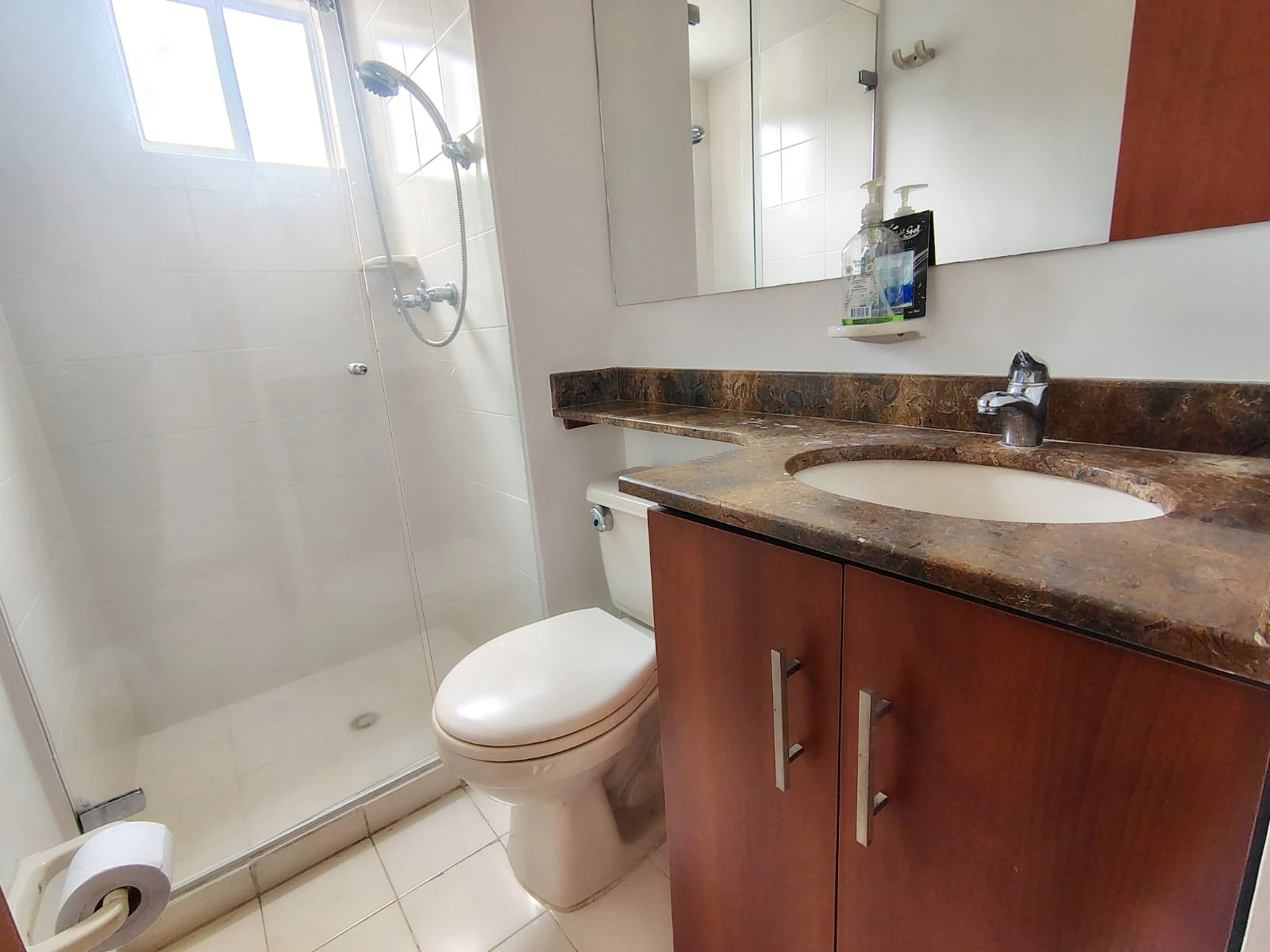 Apartamento en arriendo sector Loma del Indio
