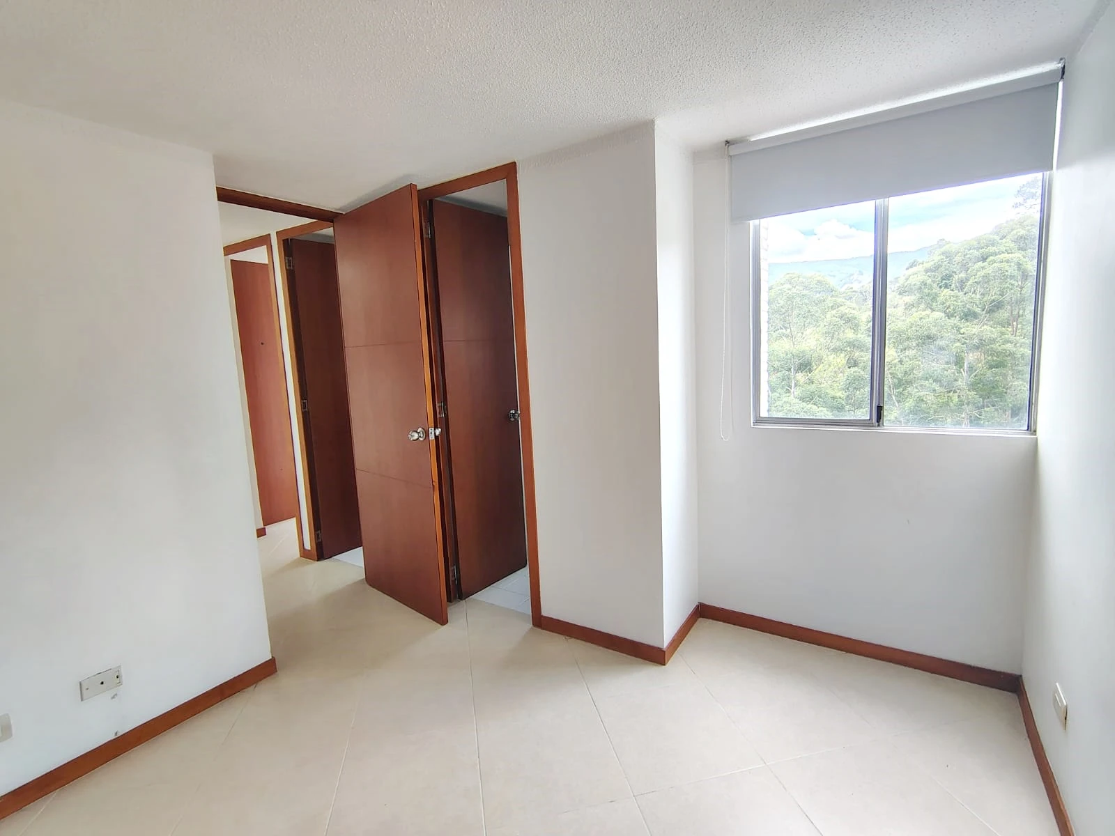 Apartamento en arriendo sector Loma del Indio
