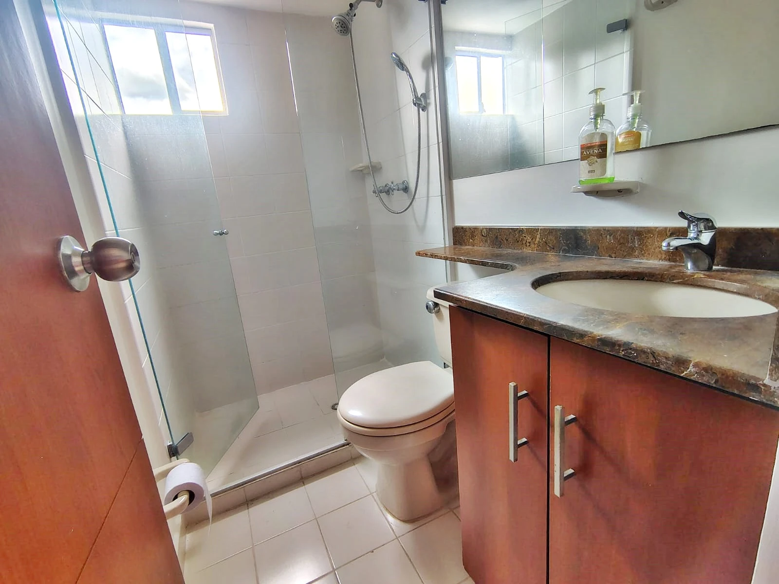 Apartamento en arriendo sector Loma del Indio