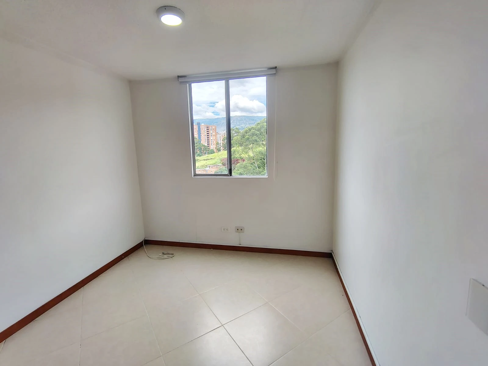 Apartamento en arriendo sector Loma del Indio