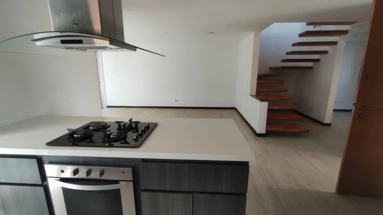 Casa en arriendo en Rionegro en sector los colegios 