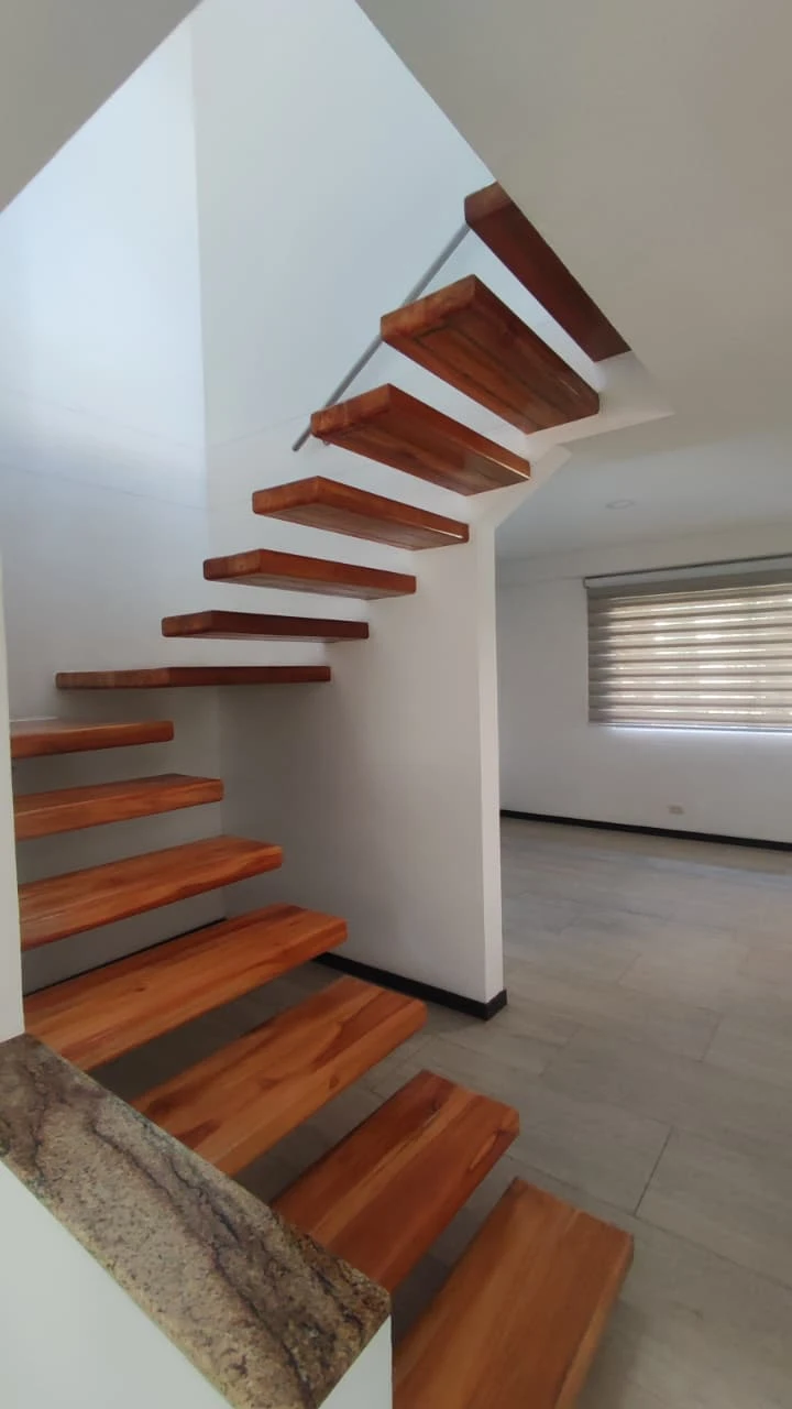 Casa en arriendo en Rionegro en sector los colegios 