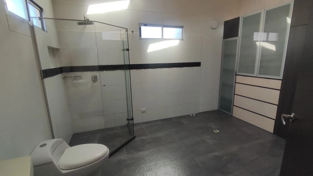Casa en arriendo en Rionegro en sector los colegios 