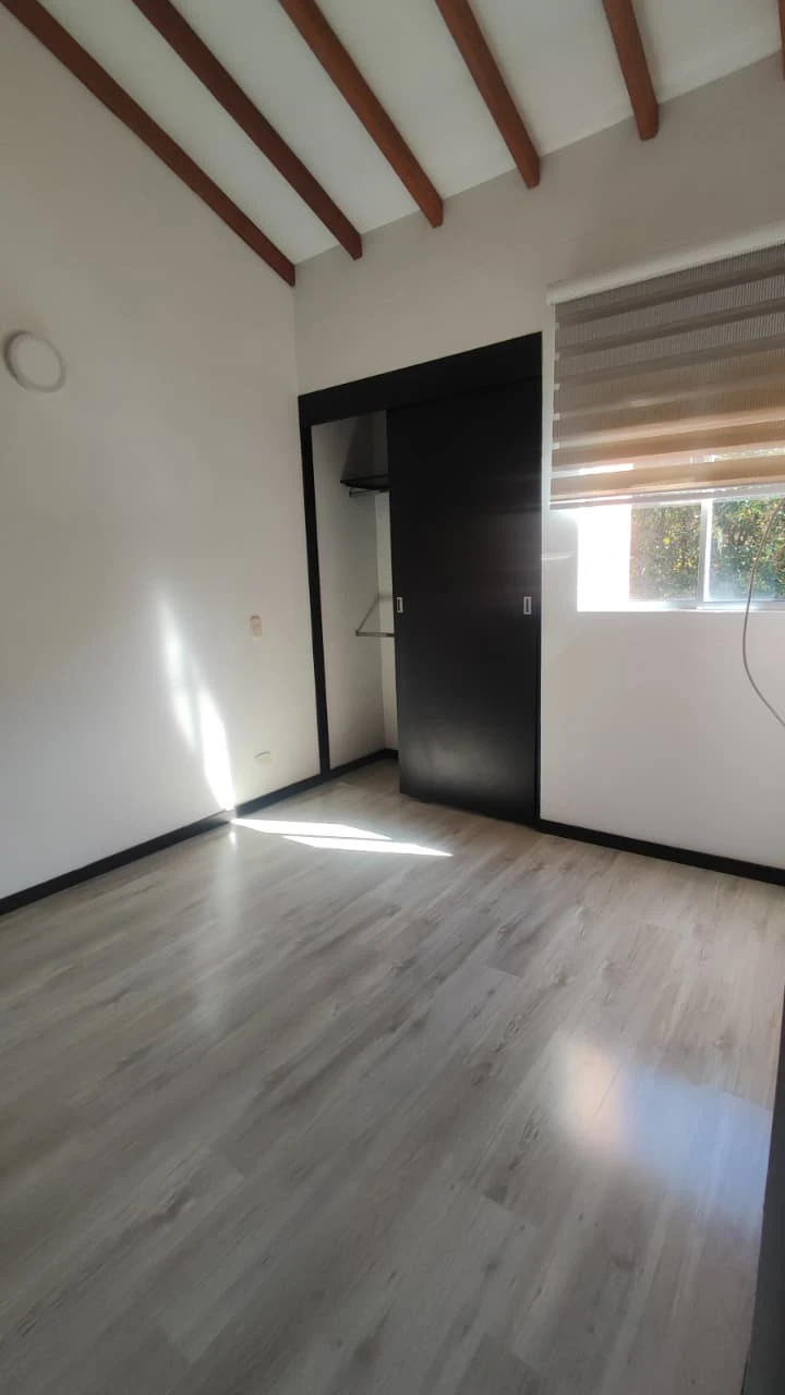 Casa en arriendo en Rionegro en sector los colegios 