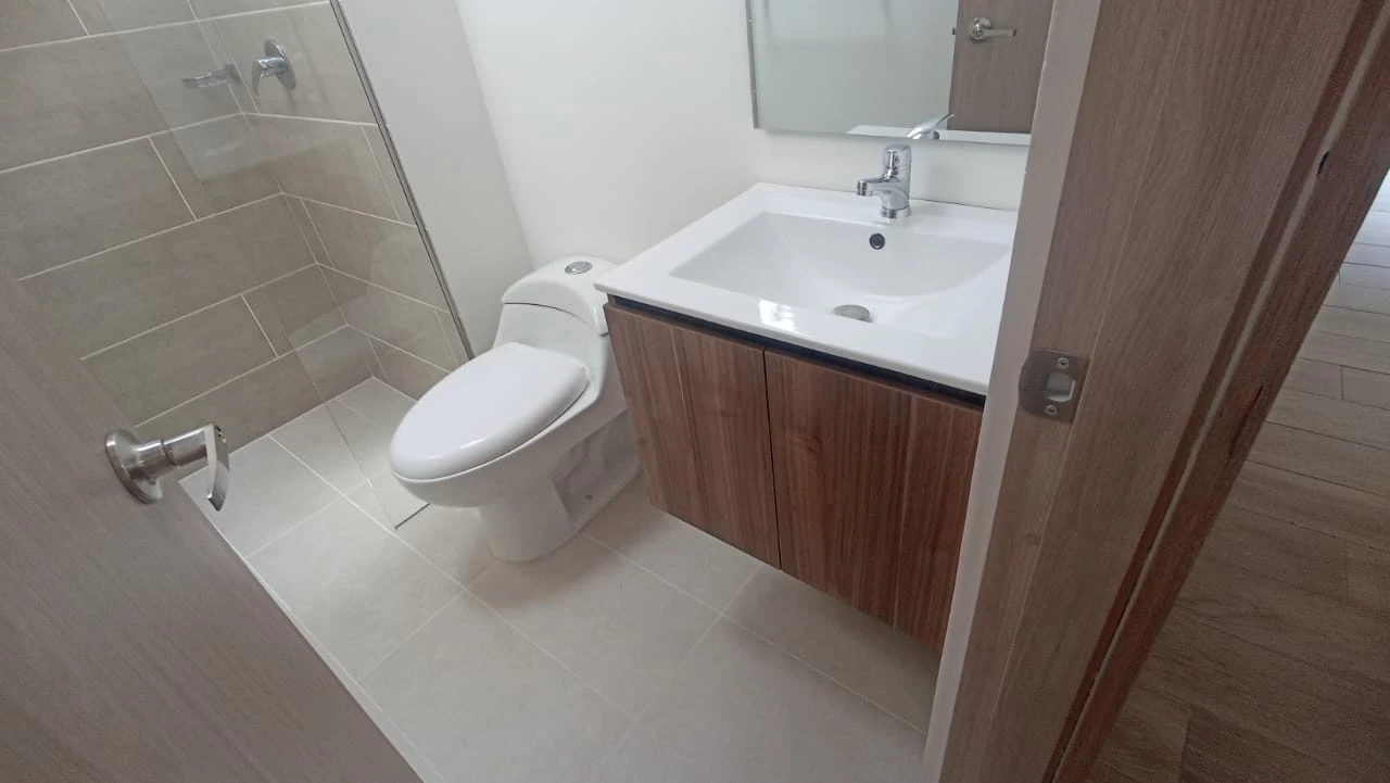 casa en arriendo en rionegro - gualanday 