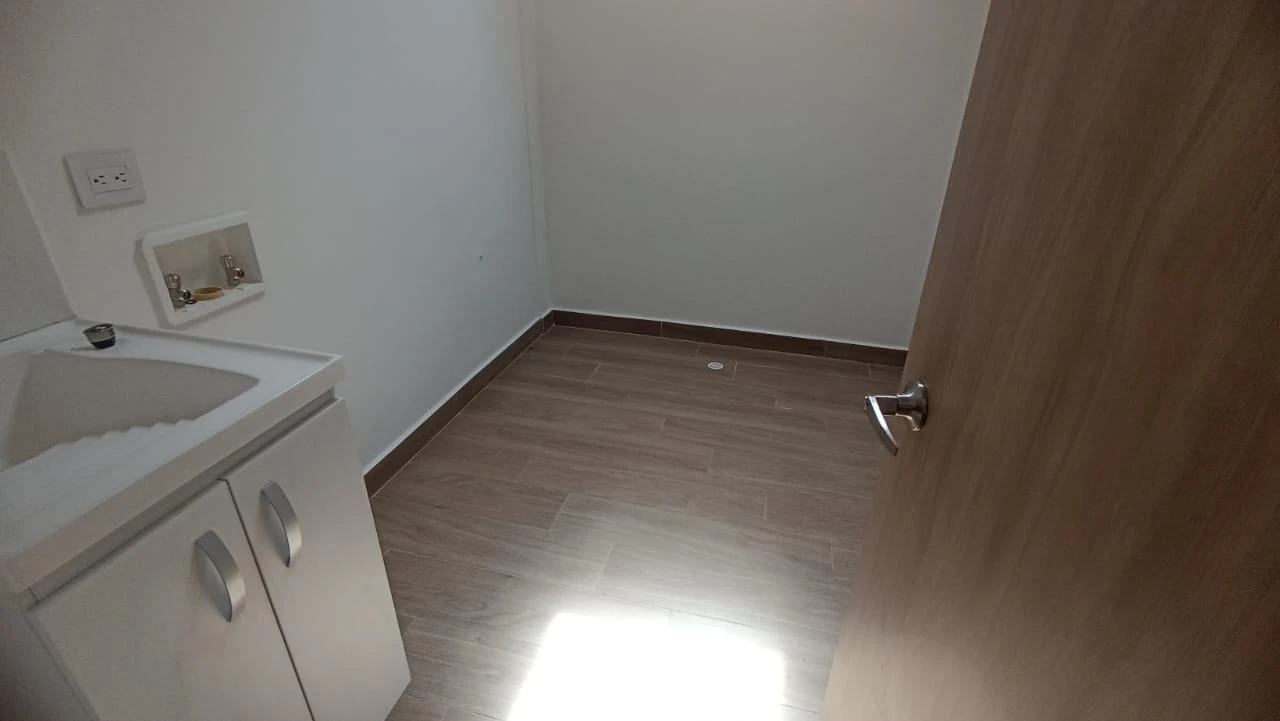 casa en arriendo en rionegro - gualanday 
