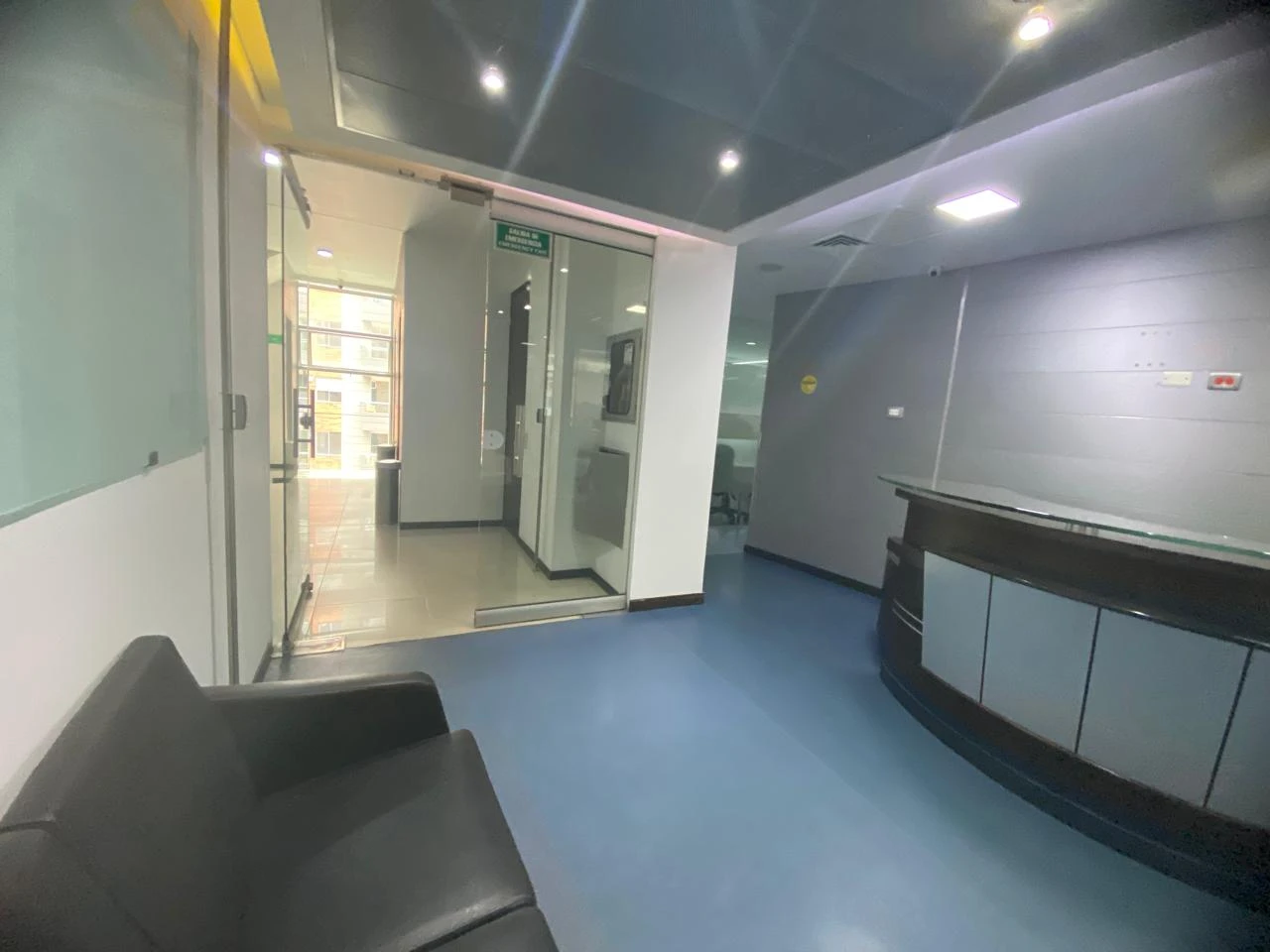 Arriendo Oficina en el Poblado  ciudad del Rio