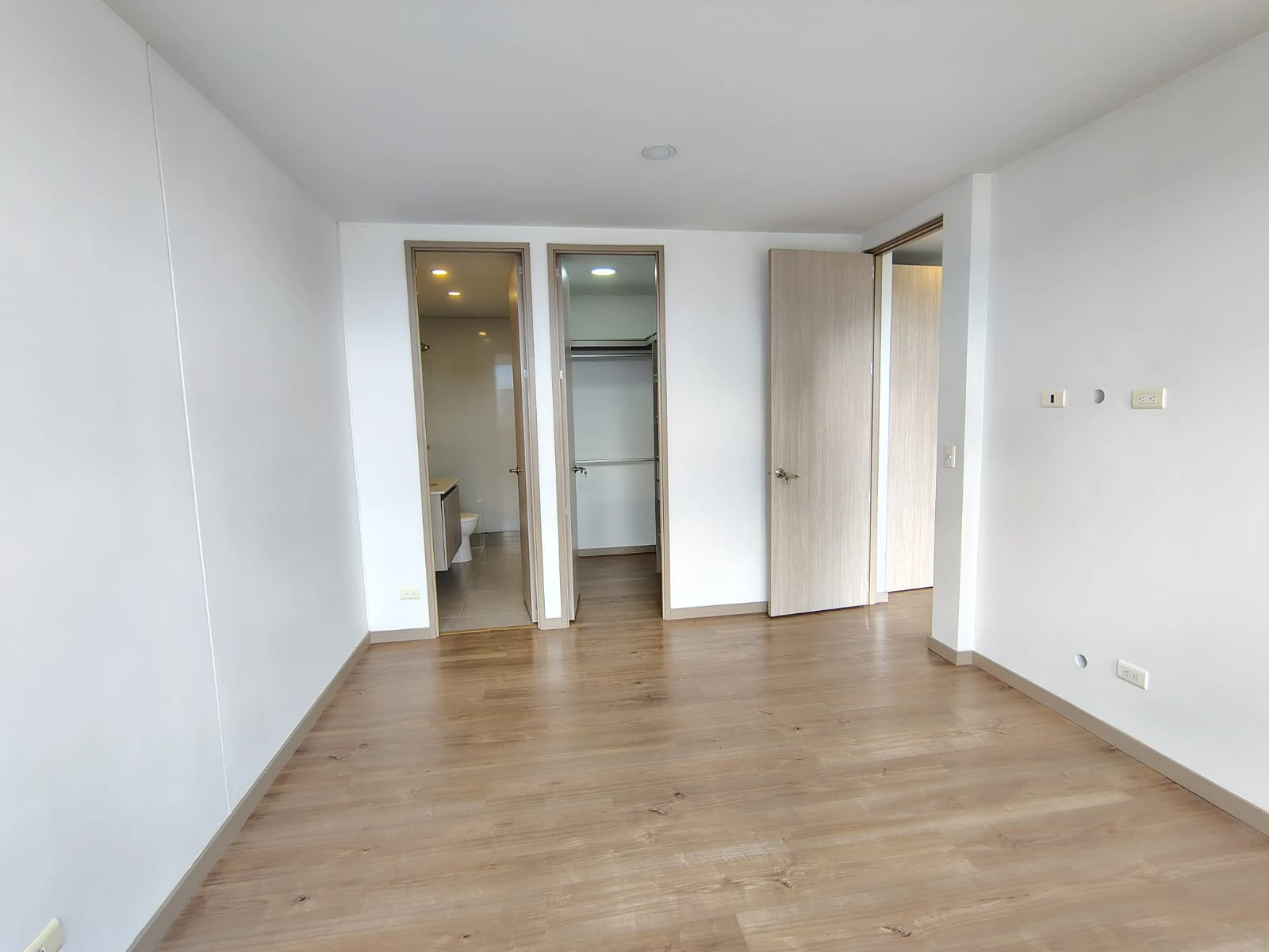 Aparta Estudio en Arriendo sector Frontera Envigado