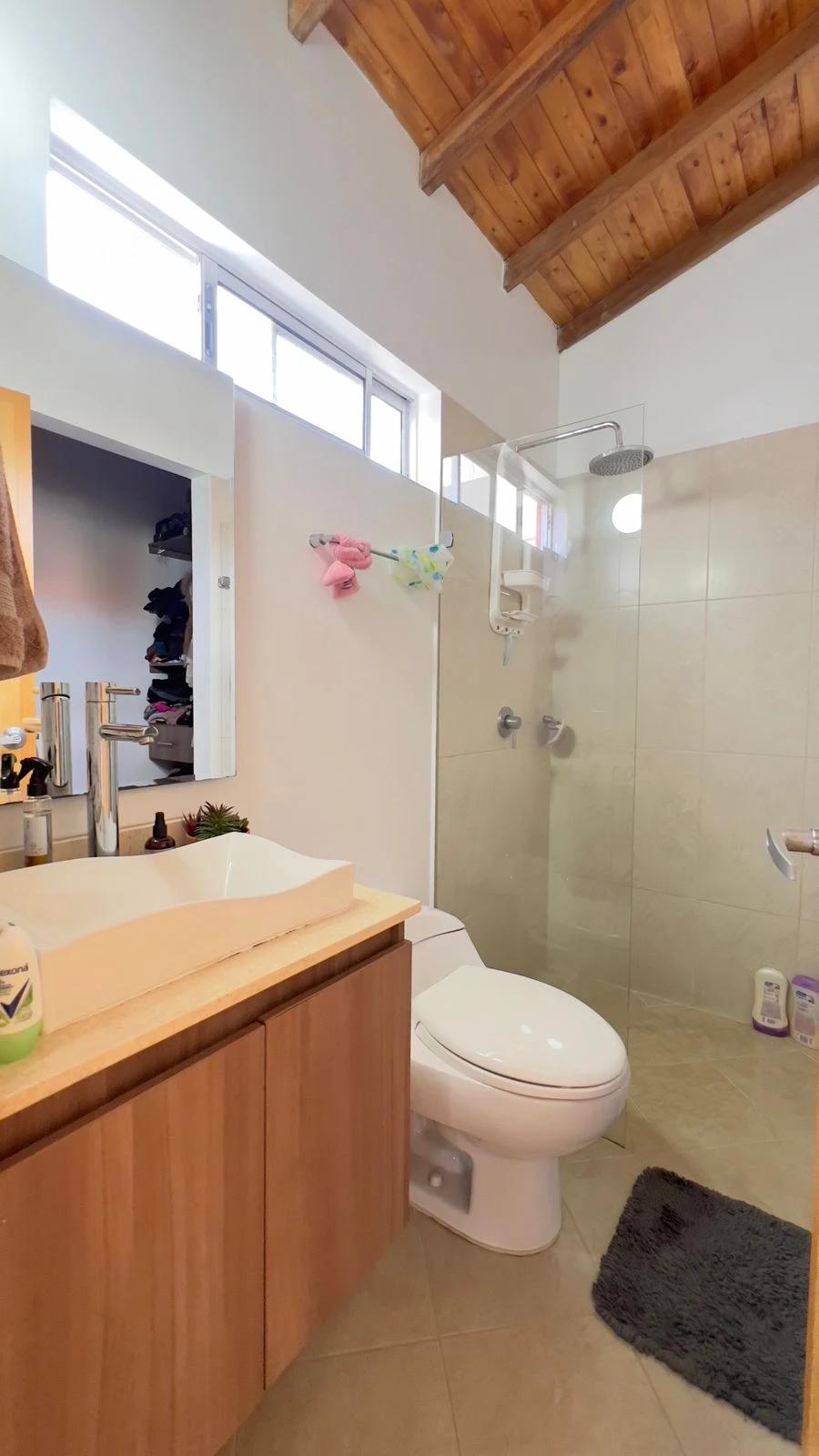 CASA EN ARRIENDO EN PIETRASANTA, SAN ANTONIO