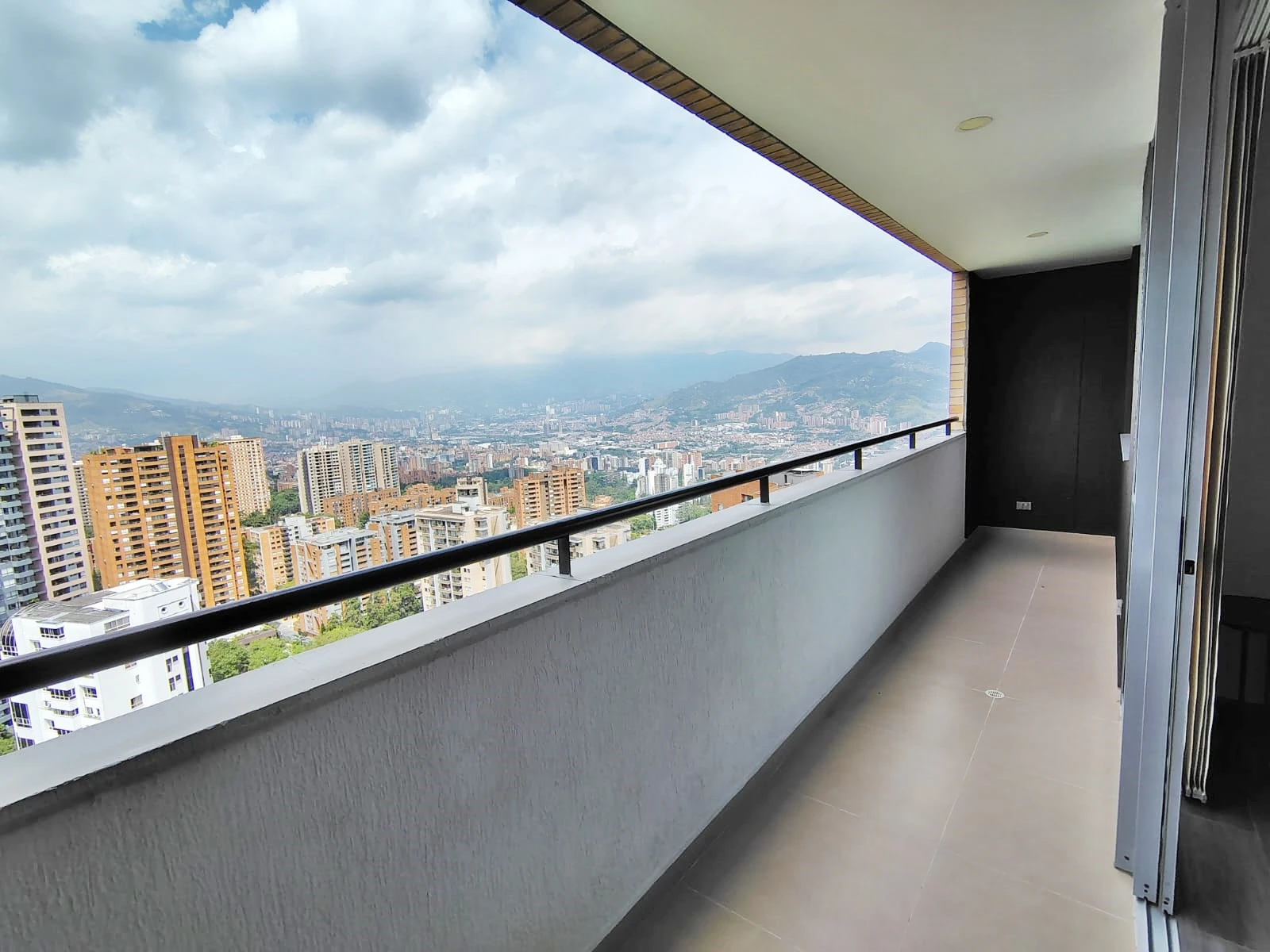 Apartaestudio en arriendo los González 