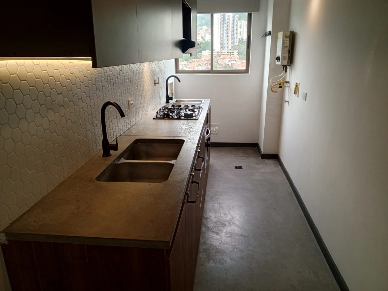 Apartamento en arriendo en la Loma De Los Bernal, Belén 