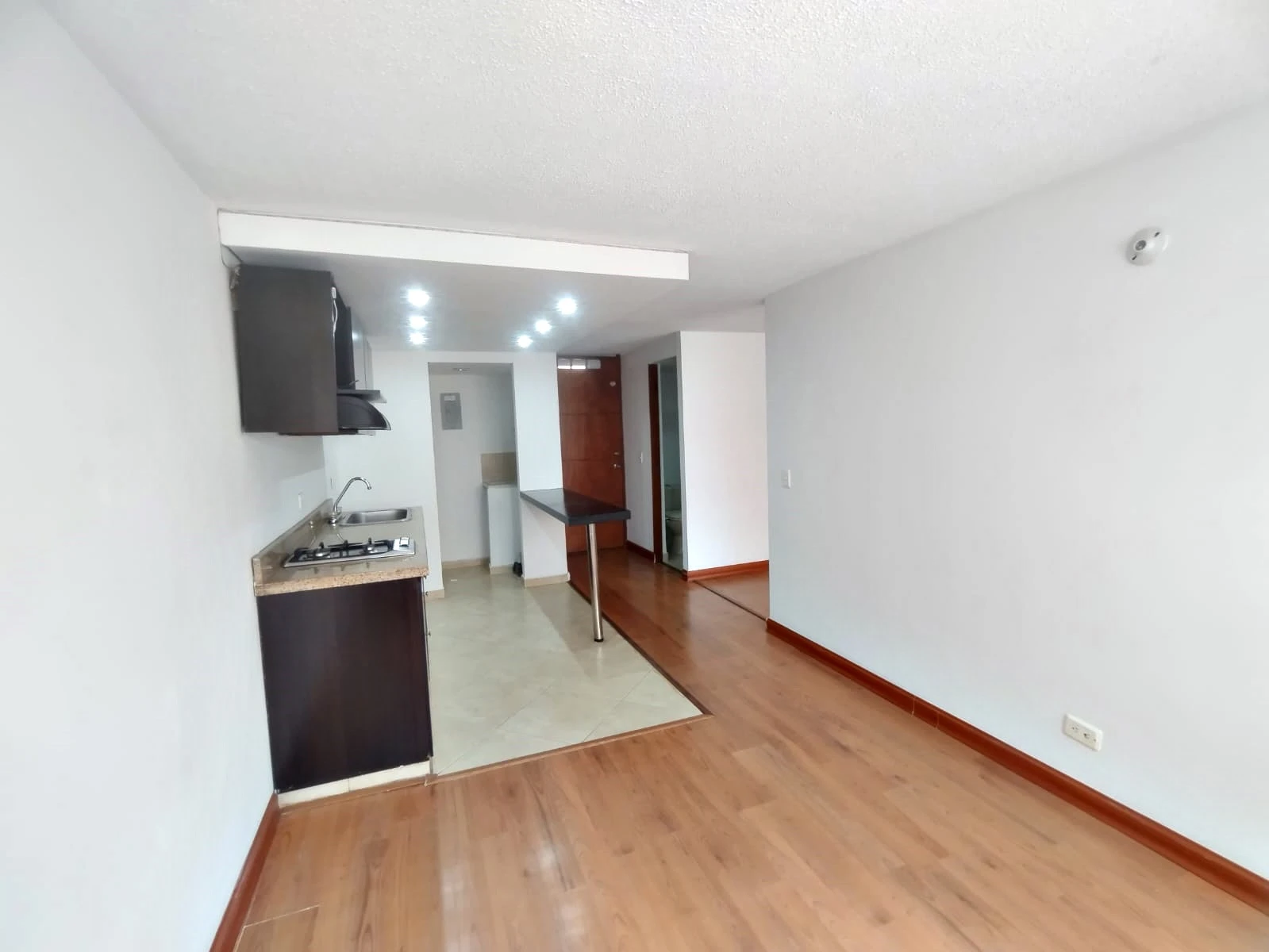 Apartaestudio en arriendo sector la Candelaria