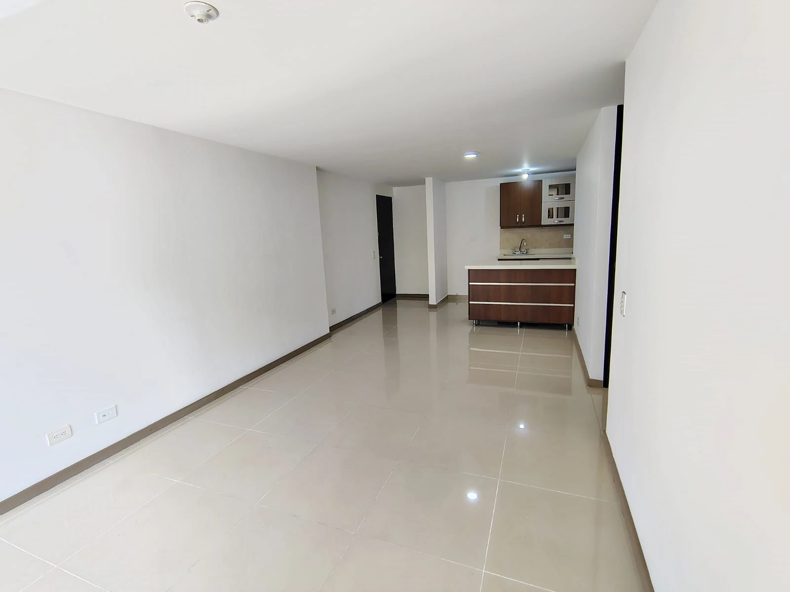 Apartamento en arriendo sector Loma de los Gonzalez