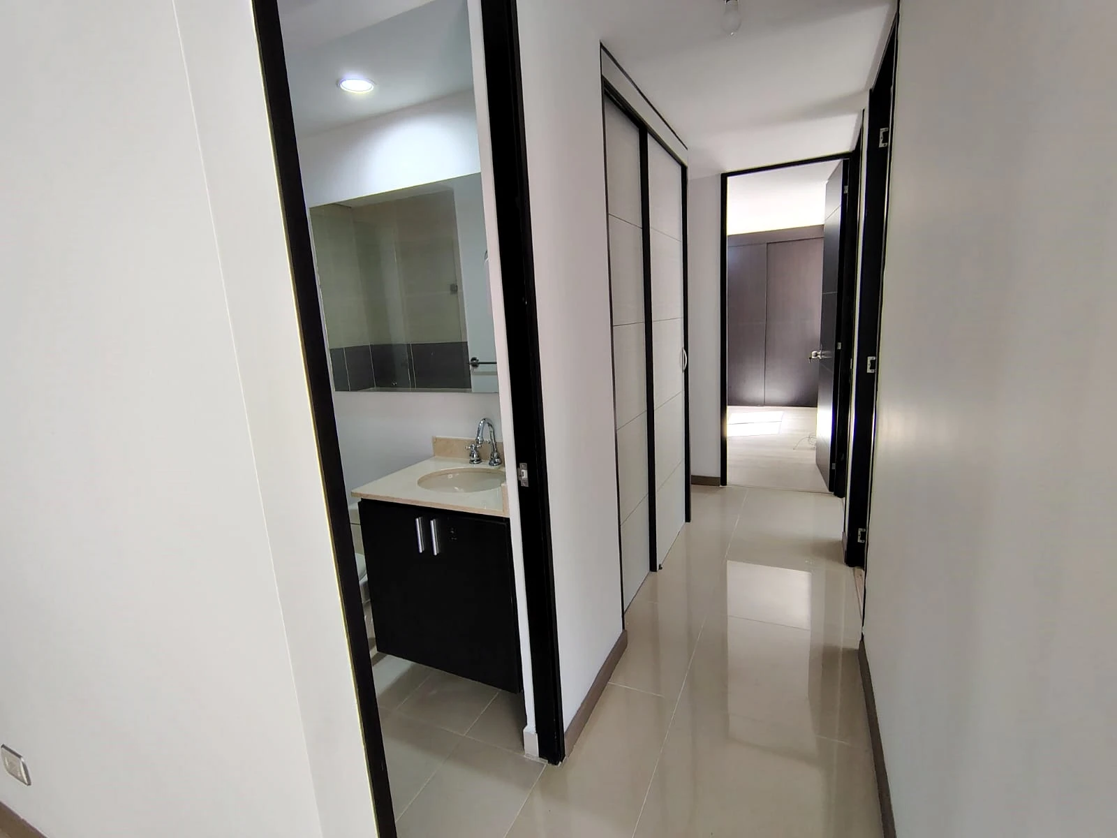 Apartamento en arriendo sector Loma de los Gonzalez
