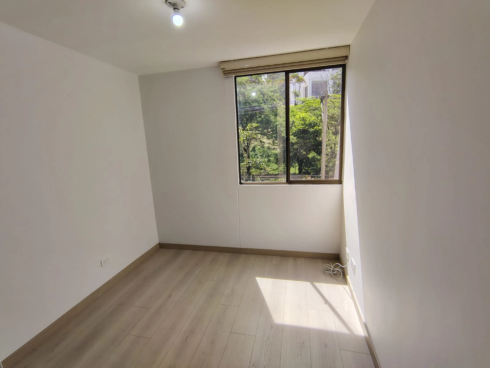 Apartamento en arriendo sector Loma de los Gonzalez