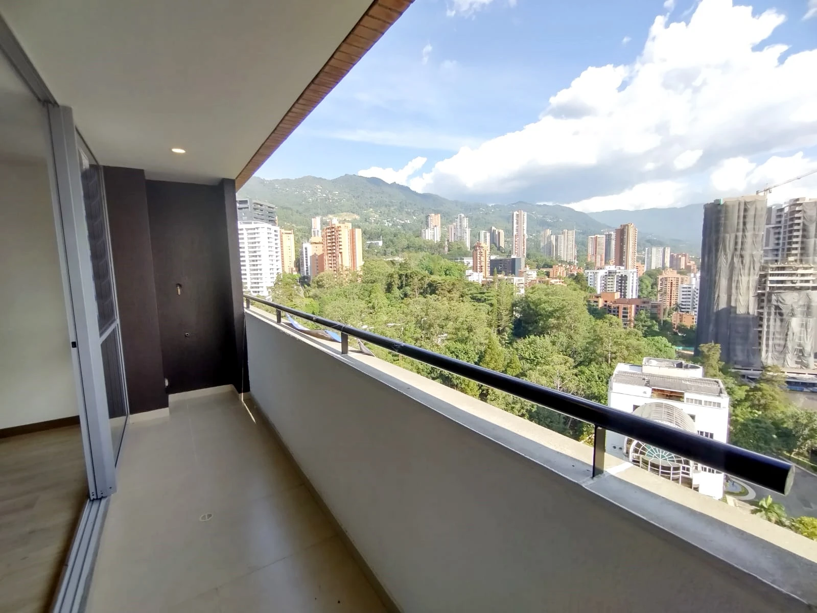 Apartaestudio en arriendo sector Loma de los González